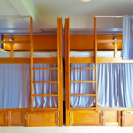 Nomad Hostel Krabi-2